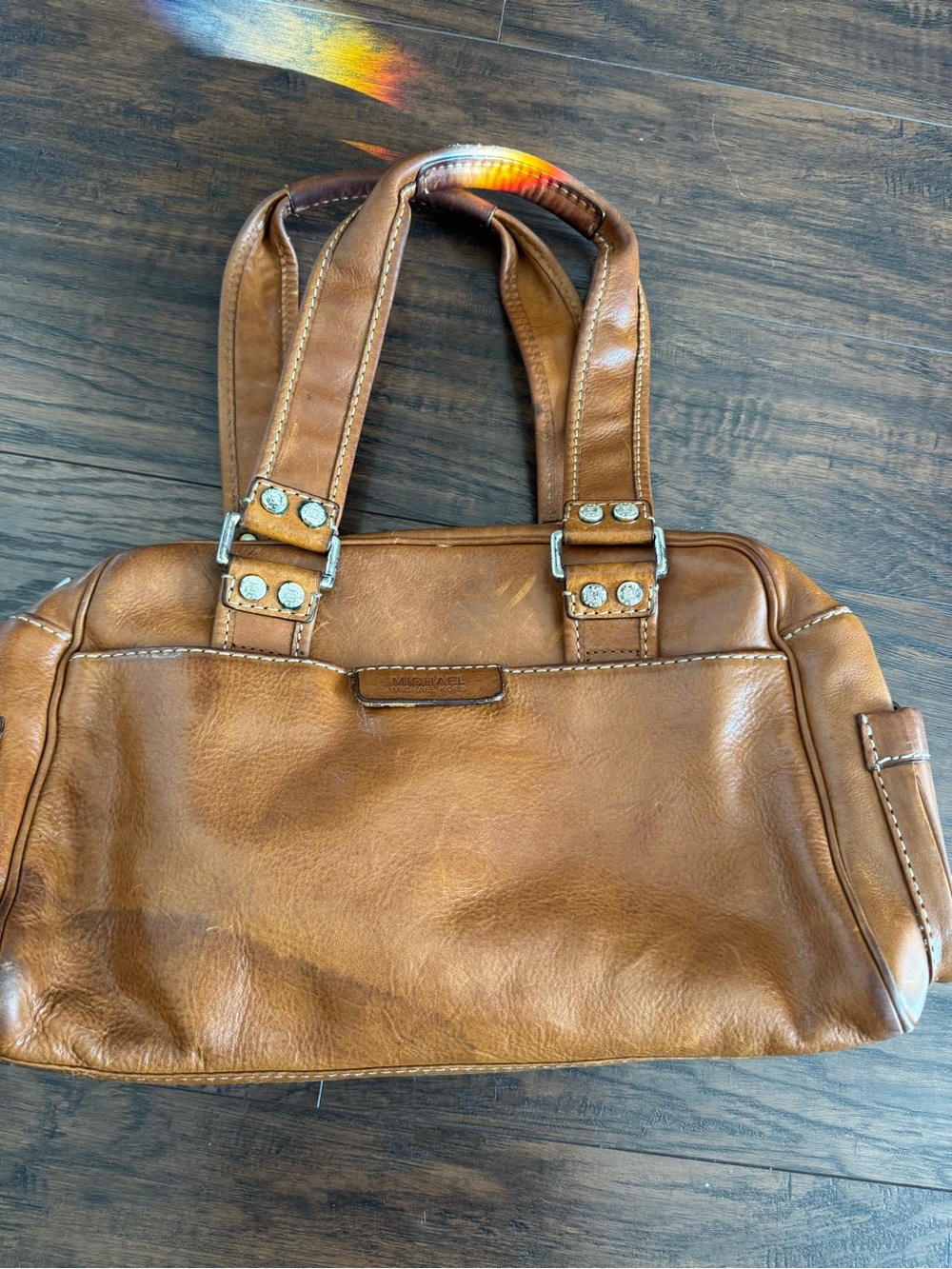 Michael Kors handbag Women’s Tan Leather Multi-Pocket Shoulder Bag - Picture 3 of 4
